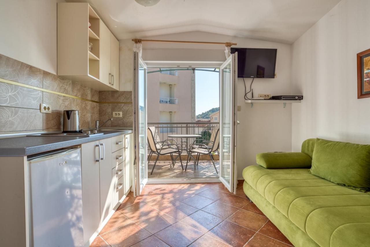 Apartmani Olga Petrovazzo Esterno foto